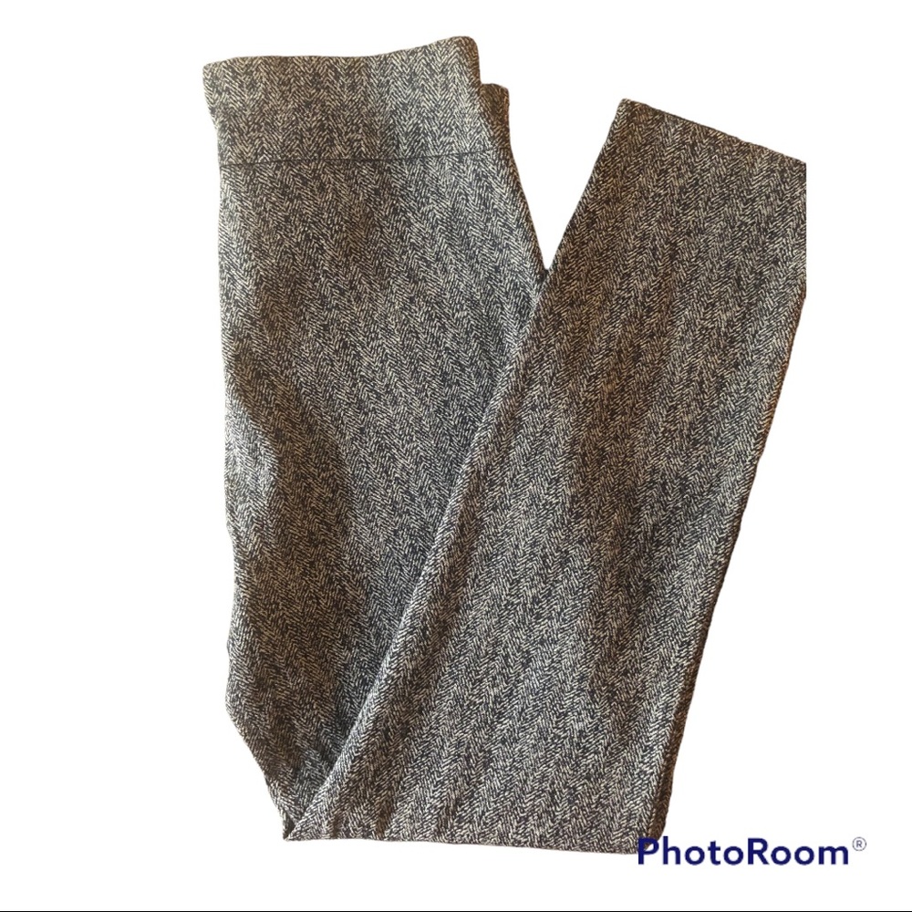 VAN HEUSEN stretch high rise pants size 12